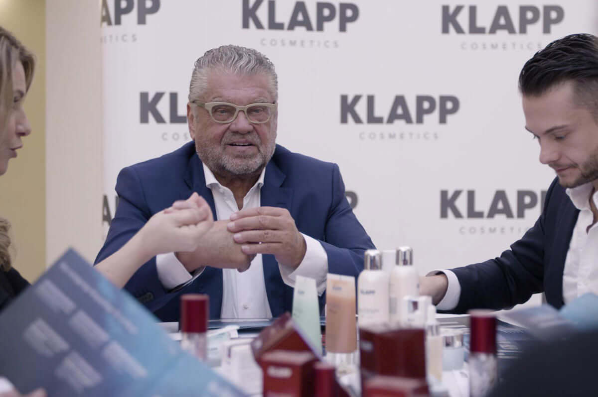 Ông Gerhard Klapp nhà sáng lập thương hiệu KLAPP Cosmetics với slogan   “Sản xuất tại Đức là lời hứa cho chất lượng”
