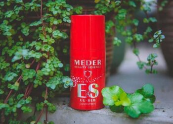 Review tinh chất trị mụn Eu-Seb Concentrate